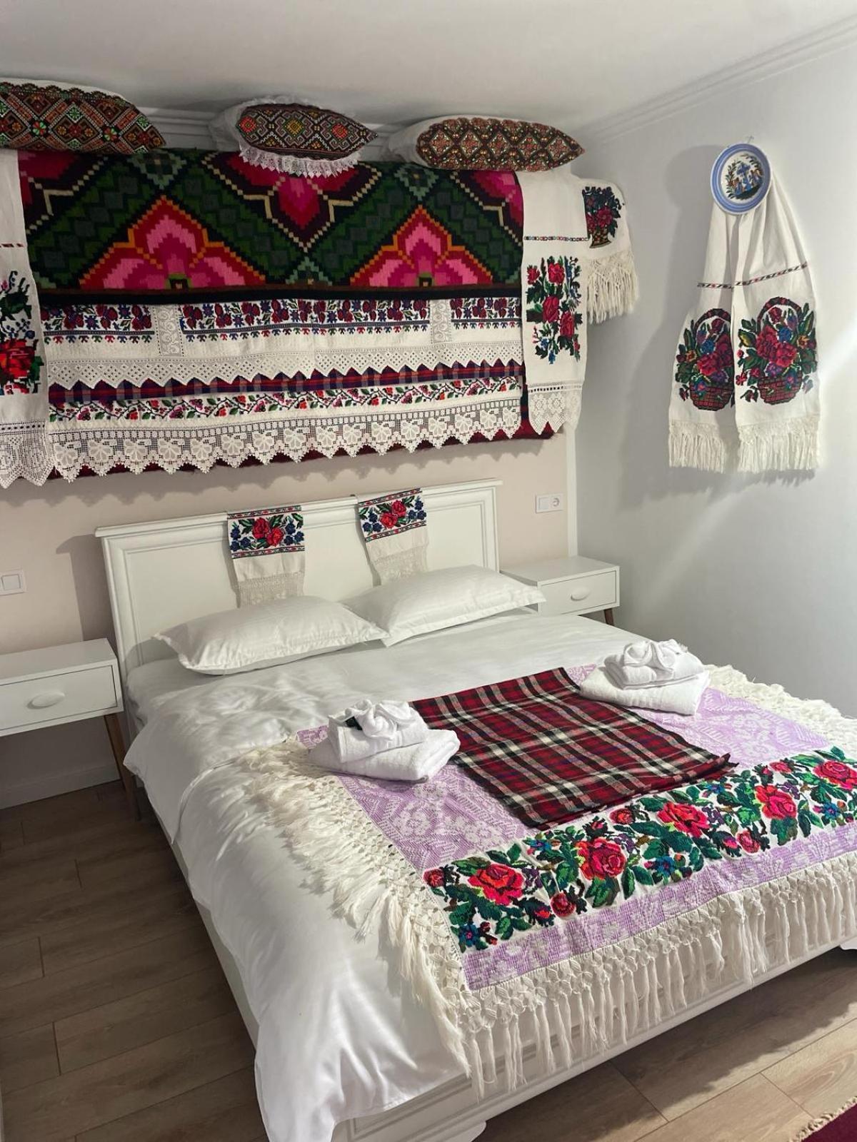 Flori De Tei Maramures Sacel  Exterior photo
