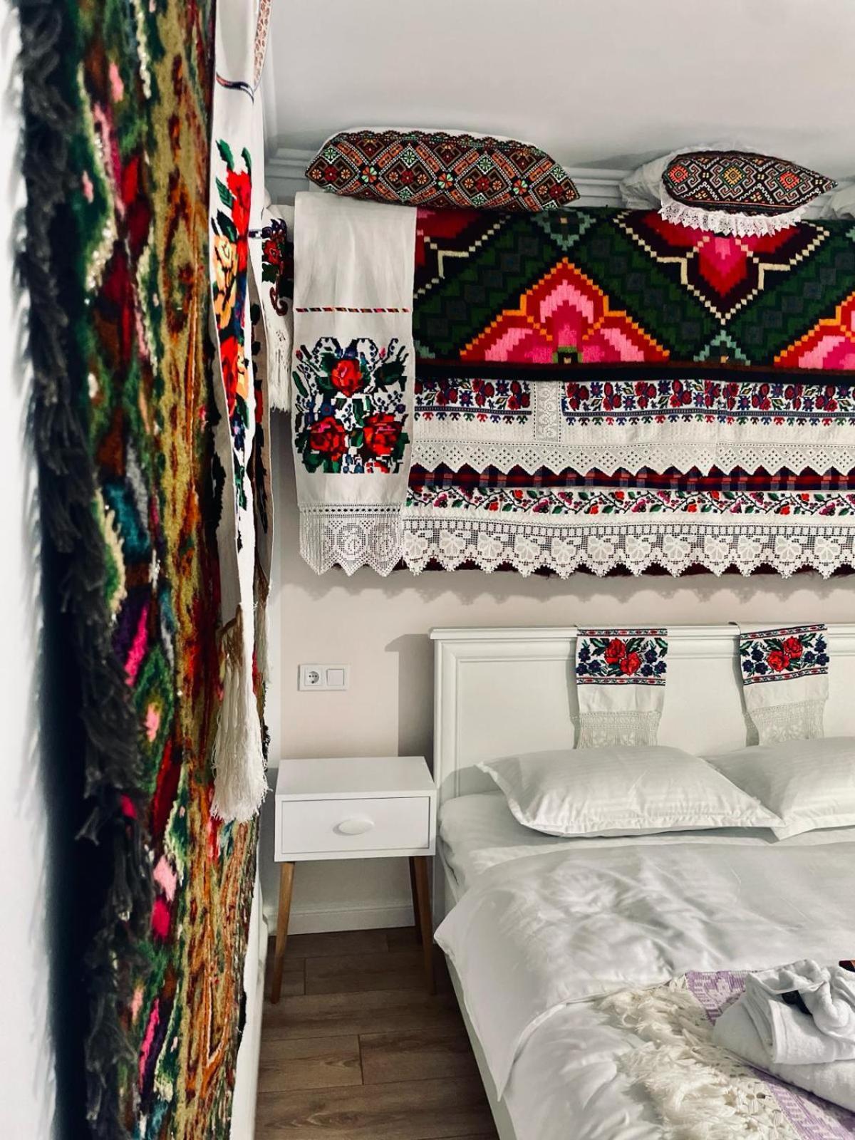 Flori De Tei Maramures Sacel  Exterior photo